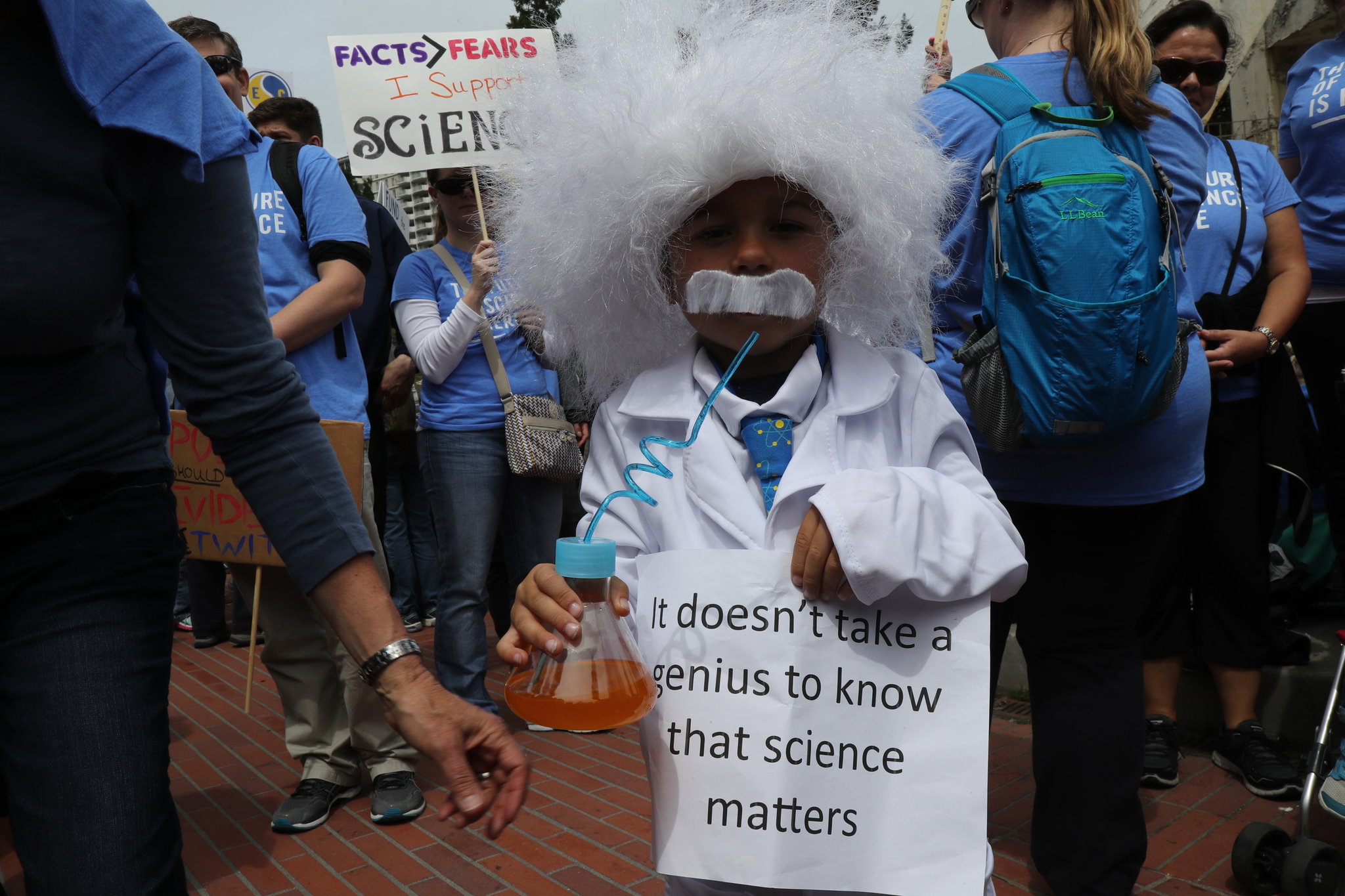 25MARCH40-superJumbo